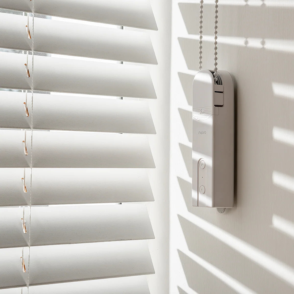 Pilote de store à rouleau Aqara E1