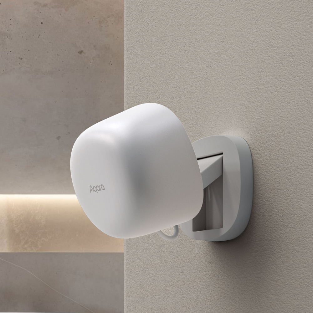 Capteur de présence avancé Zigbee 3.0 avec radar mmWave Aqara FP1E pour détection de présence humaine, y compris immobile, et automatisation domotique intelligente